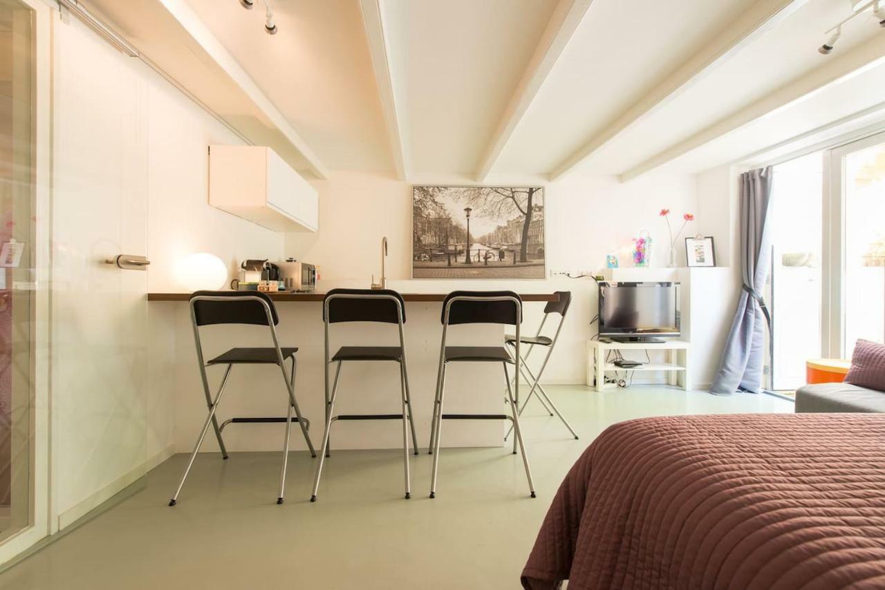 Quiet Apartment For 4 At Park In Center Амстердам Екстериор снимка