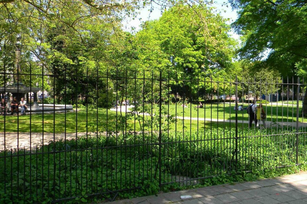 Quiet Apartment For 4 At Park In Center Амстердам Екстериор снимка